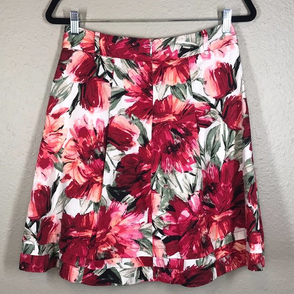 WHBM Pink Floral High Rise A-Line Skirt - Picture 3 of 9